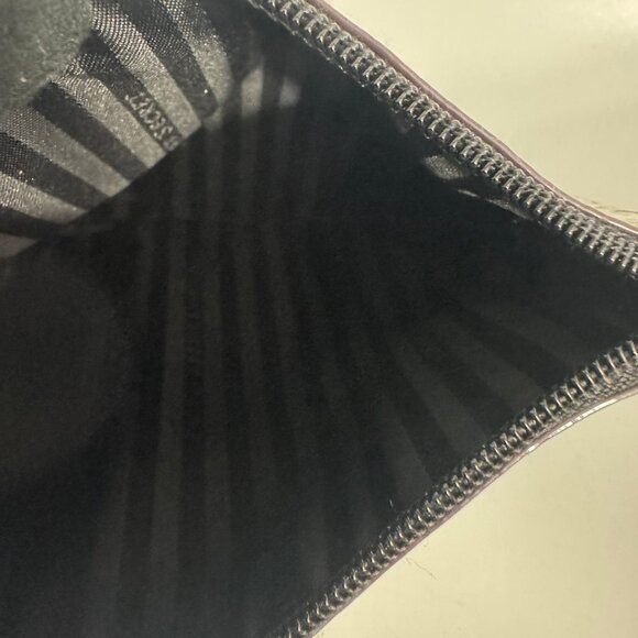 Victoria’s Secret Snake Print Cosmetic Bag - Picture 10 of 15